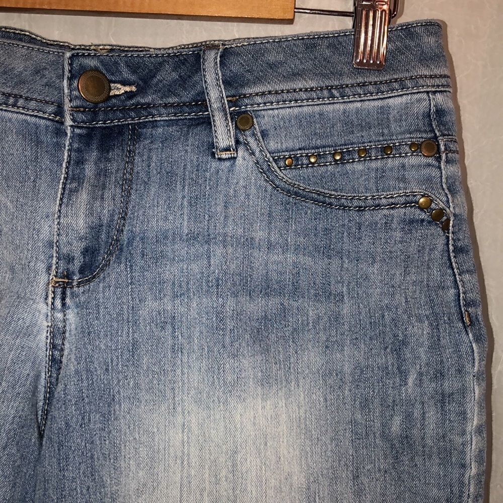 Sonoma 4 Vintage Wash Brass Color Studded Blue Denim Shorts - Picture 6 of 16